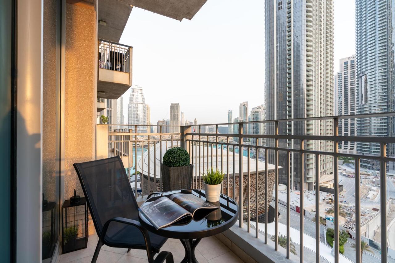 Ultimate 2 Bedroom Next To Burj Khalifa With Opera With Fountain Views دبي